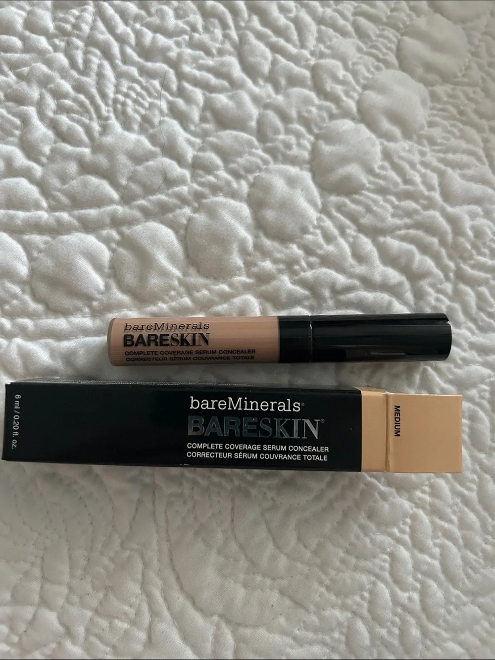 bareMinerals BARESKIN Concealer in Medium